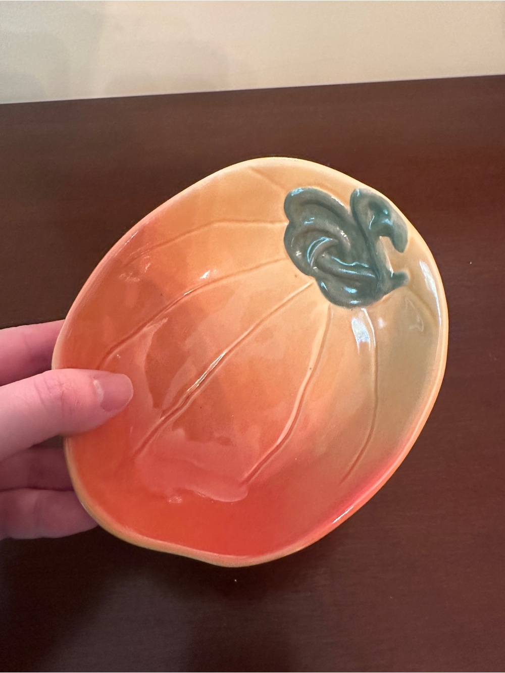 Williams Sonoma Orange Pumpkin-Shaped Ceramic Serving Dish with Green Stem